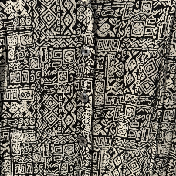 Plus size woman’s long dress - Picture 3 of 3